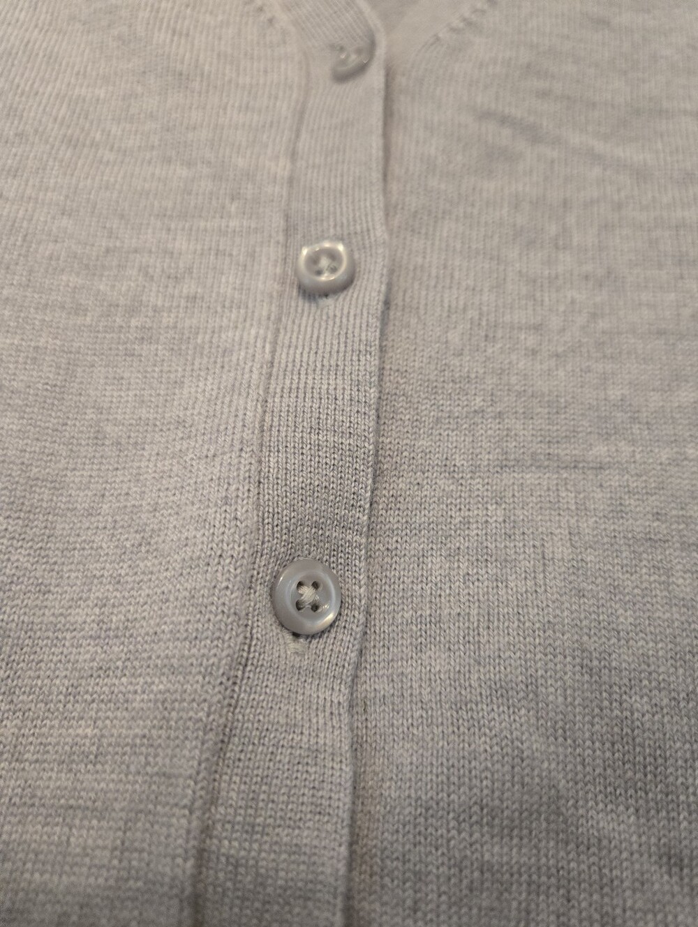 Women’s Merino Wool Cardigan Sweater M Light Gray 100% Fine Knit Long Sleeve - Picture 3 of 9